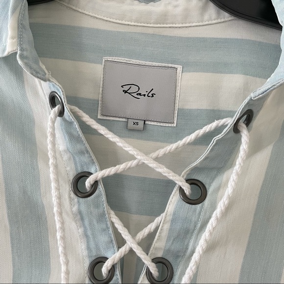 Anthropologie RAILS Uli Lace-Up Top XS - Picture 5 of 12